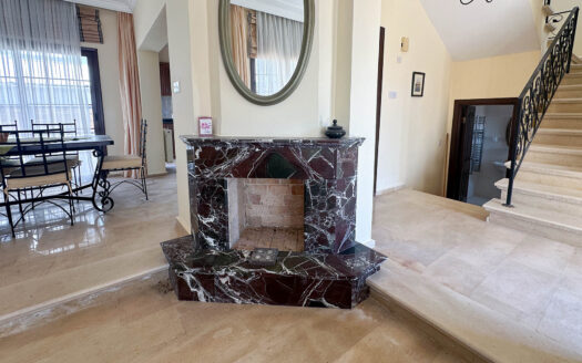 İskele Bahçeler’de Satılık 3+1 Villa