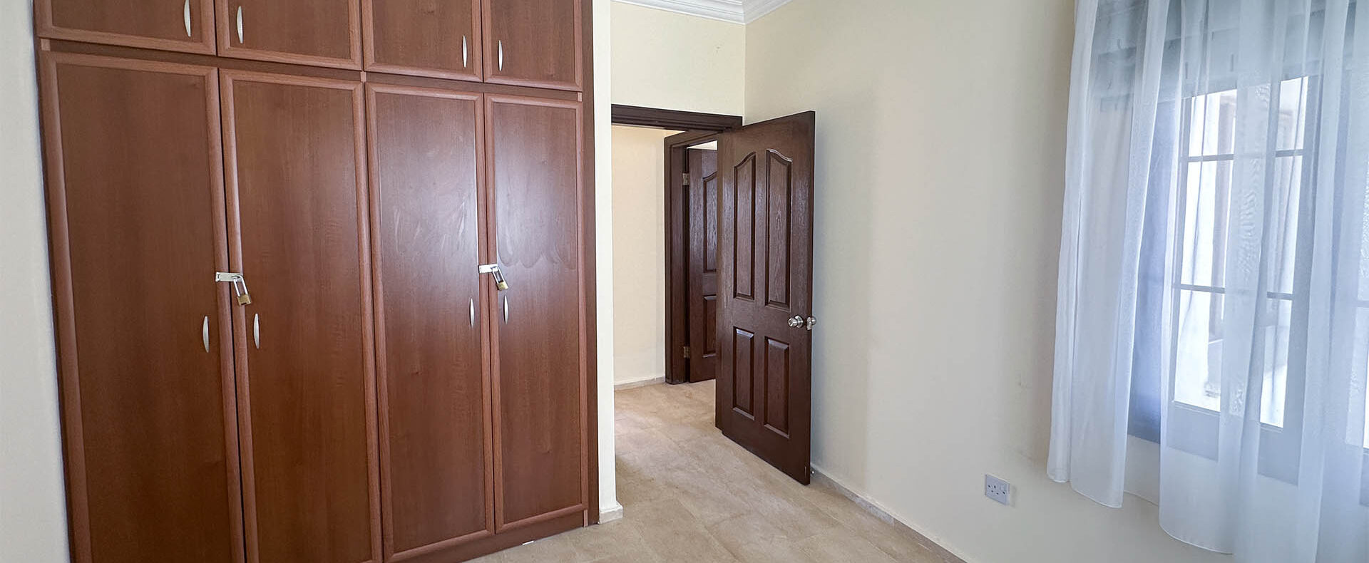 Kıbrıs İskele Bahçeler Satılık 3+1 Bahçeli Villa