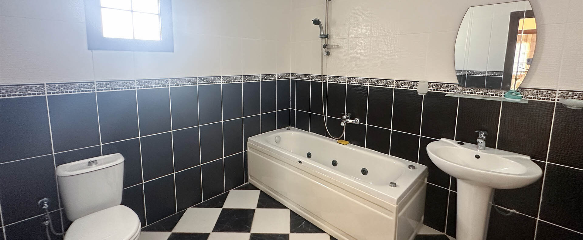 Kıbrıs İskele Bahçeler Satılık 3+1 Bahçeli Villa