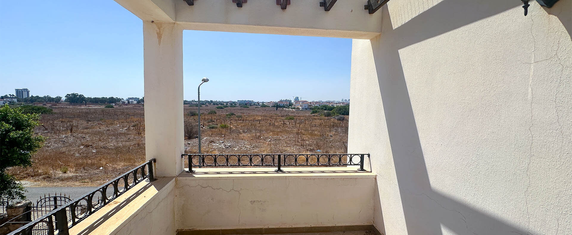 Kıbrıs İskele Bahçeler Satılık 3+1 Bahçeli Villa