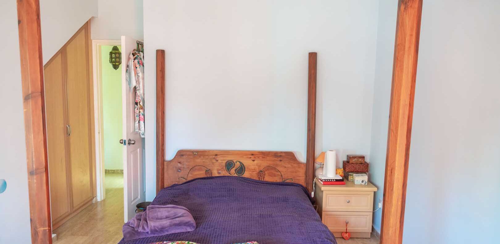 Girne Çatalköy'de Satılık Deniz ve Dağ Manzaralı Villa