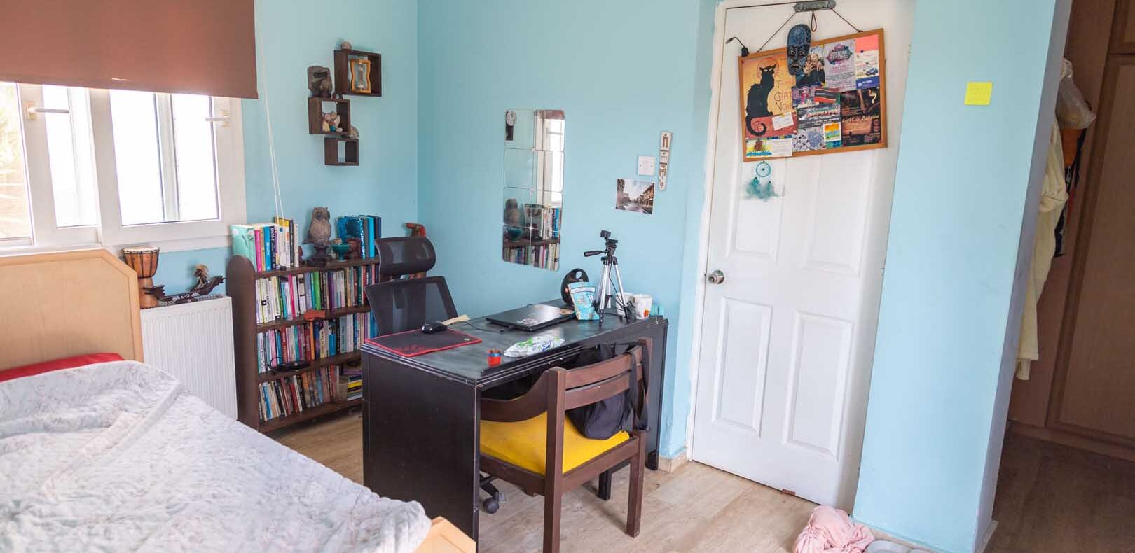 Girne Çatalköy'de Satılık Deniz ve Dağ Manzaralı Villa