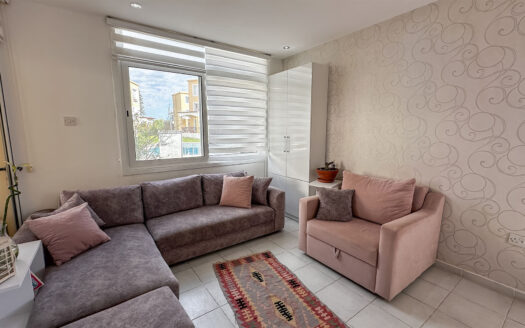 Girne Çatalköy’de Denize 400m Havuzlu Site İçerisinde Satılık 2+1 Dublex Daire