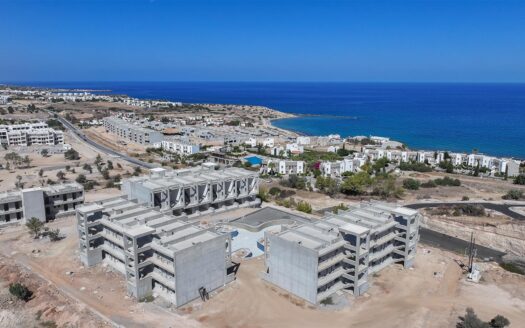 Esentepe’de Deniz ve Dağ Manzaralı Satılık 1+1 Bahçe Katı Daire