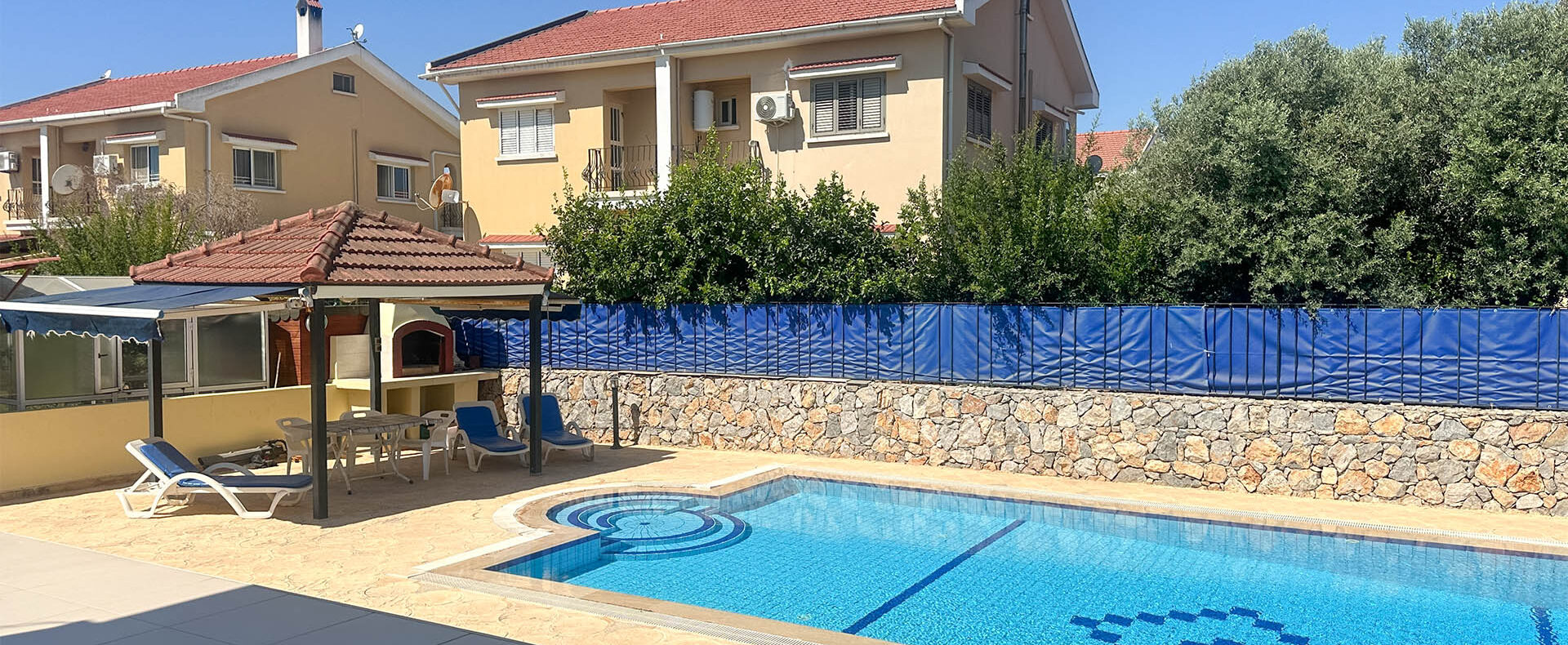 Kıbrıs Satılık Denize Yakın Özel Havuzlu Bahçeli Villa