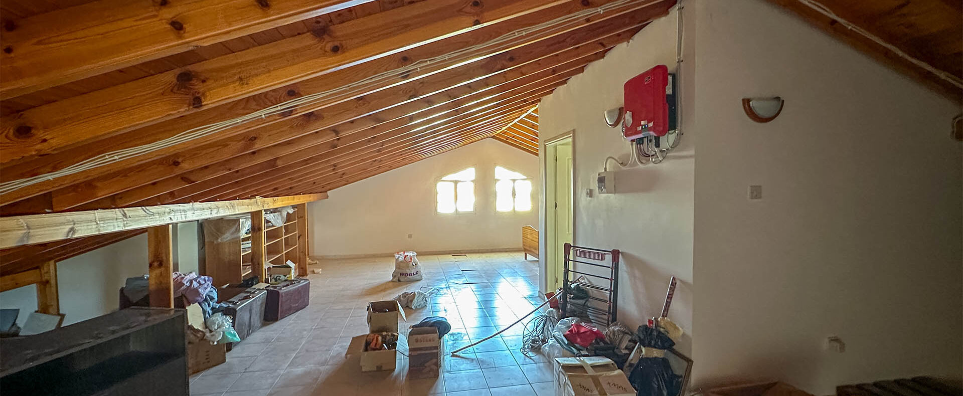 Kıbrıs Satılık Denize Yakın Özel Havuzlu Bahçeli Villa