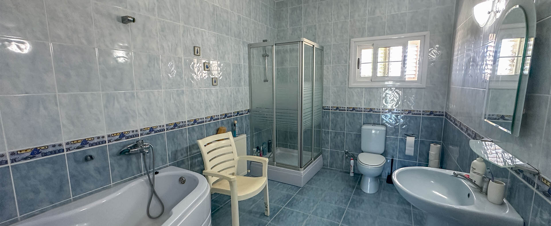 Kıbrıs Satılık Denize Yakın Özel Havuzlu Bahçeli Villa