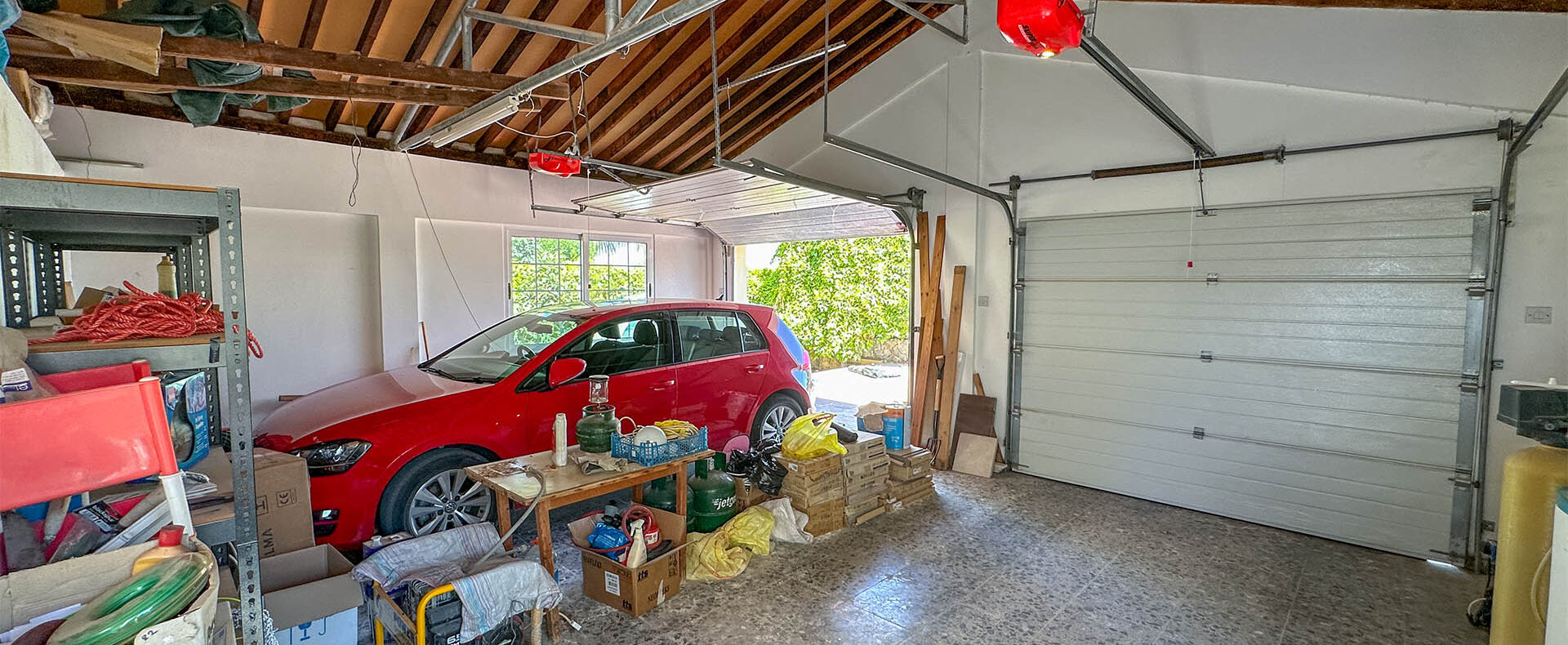 Kıbrıs Satılık Denize Yakın Özel Havuzlu Bahçeli Villa