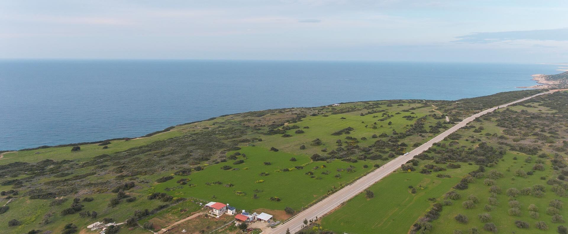 Kıbrıs Yedikonuk Denize Sıfır Satılık Arsa