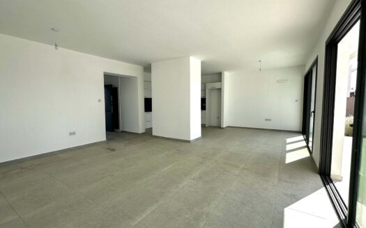 Yeniboğaziçi’nde Satılık 3+1 Sıfır Özel Havuzlu Taşınmaya Hazır Köşe Villa