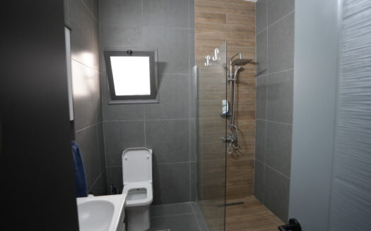 Yeniboğazçinde 3+2 Lüks Eşyalı Satılık Daire